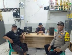 Dekatkan Polisi dengan Warga, Bhabinkamtibmas Galur Sambangi Pos Kampling RW 02