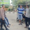 Bhabinkamtibmas Petojo Utara Sambangi Warga, Ajak Perkuat Sinergi Jaga Keamanan Lingkungan
