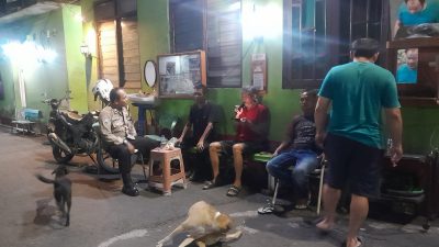Bhabinkamtibmas Gambir Gelar Sambang Satkamling RW 04 untuk Perkuat Keamanan Lingkungan