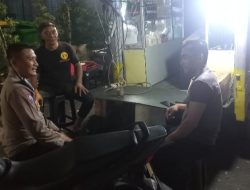 Bhabinkamtibmas Cikini Sambang Satkamling, Ajak Warga Aktif Cegah Kejahatan Malam Hari