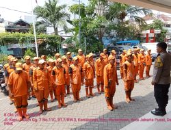 Apel Siang PPSU di Kelurahan Kemayoran: Polisi Dorong Semangat Kebersamaan dan Kepedulian