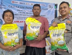 Polri Peduli Rakyat, Bhabinkamtibmas Pegangsaan Gelar Gerakan Pangan Murah di Balai Rw 02 Pegangsaan