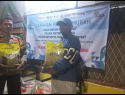 Dekatkan Diri dengan Warga, Bhabinkamtibmas Cikini Gelar Gerakan Pangan Murah Polri di Rw 01 Cikini