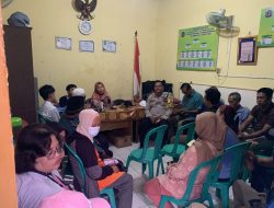 Jumat Keliling, Bhabinkamtibmas dan Tiga Pilar Kemayoran Dengarkan Aspirasi Warga RW 06